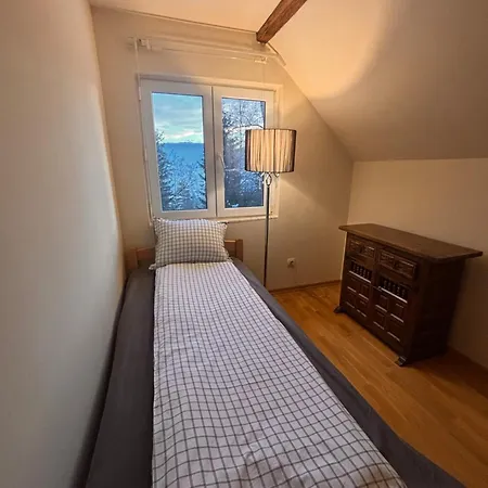 Perle De La Montagne Pale