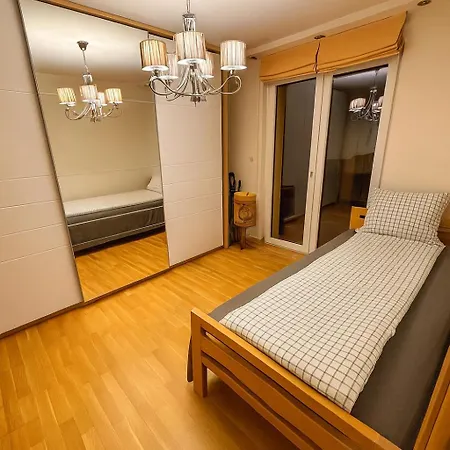 Perle De La Montagne Pale